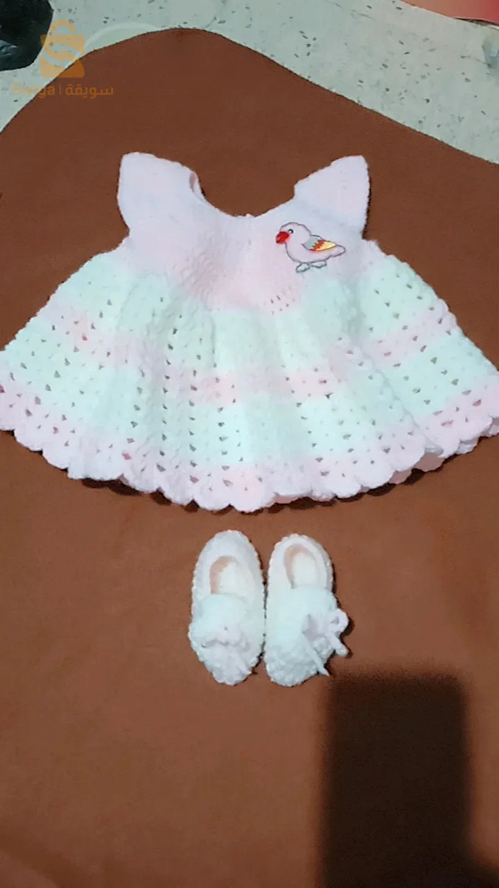 accessory and girls dresses on crochet