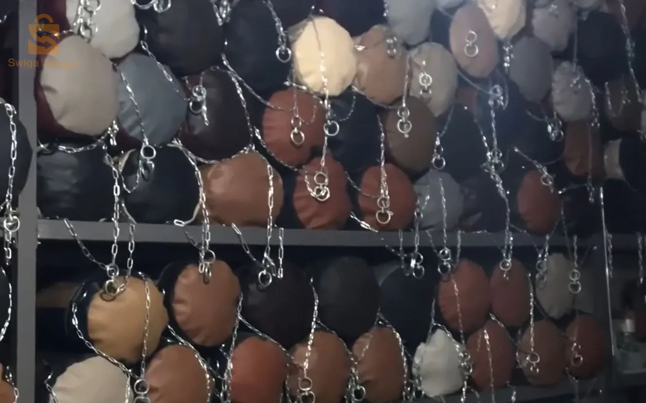 sac de poxe
كيس الملاكمة الاصلي