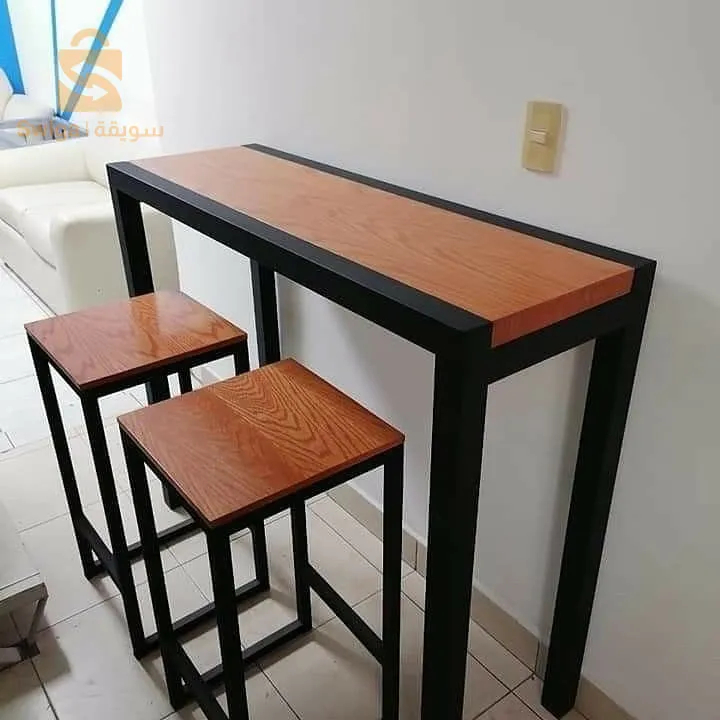 كراسي و طاولات حسب الطلب