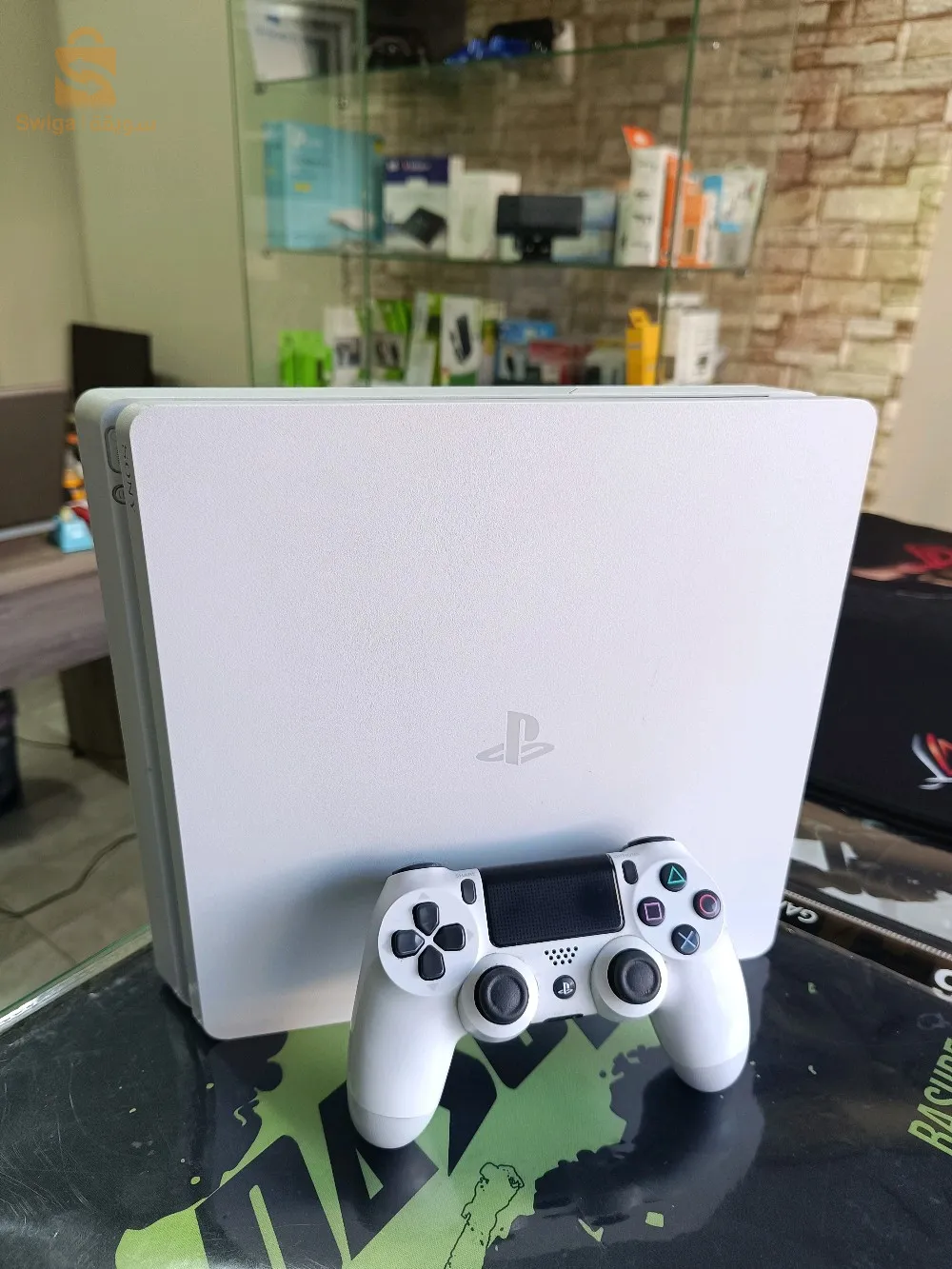 PS4 slim 500gb blanche version en ligne