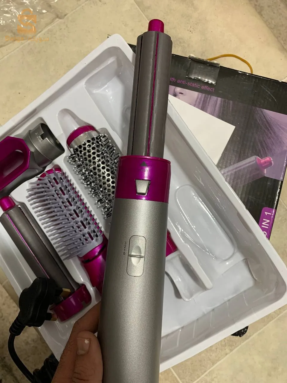 مشط كهربائي متعدد الاستعمالات 5 في 1