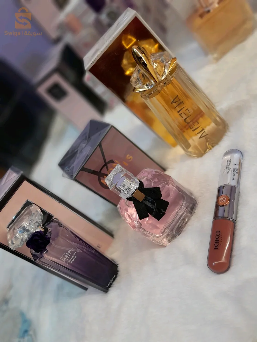 نقدملكم باك عطور نسائية  2عطور و ثالث مجاني