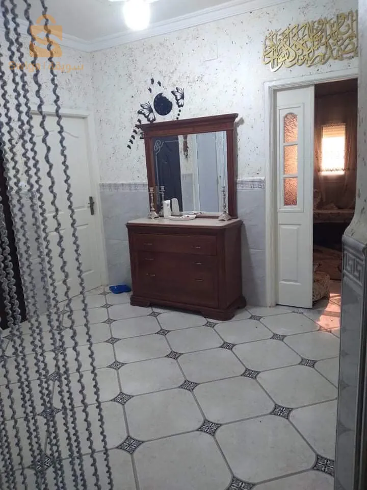 شقة للبيع في باب الزوار