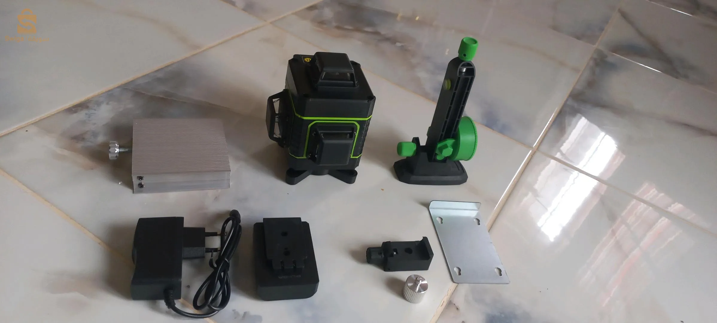 نيفو لازار 
niveau laser