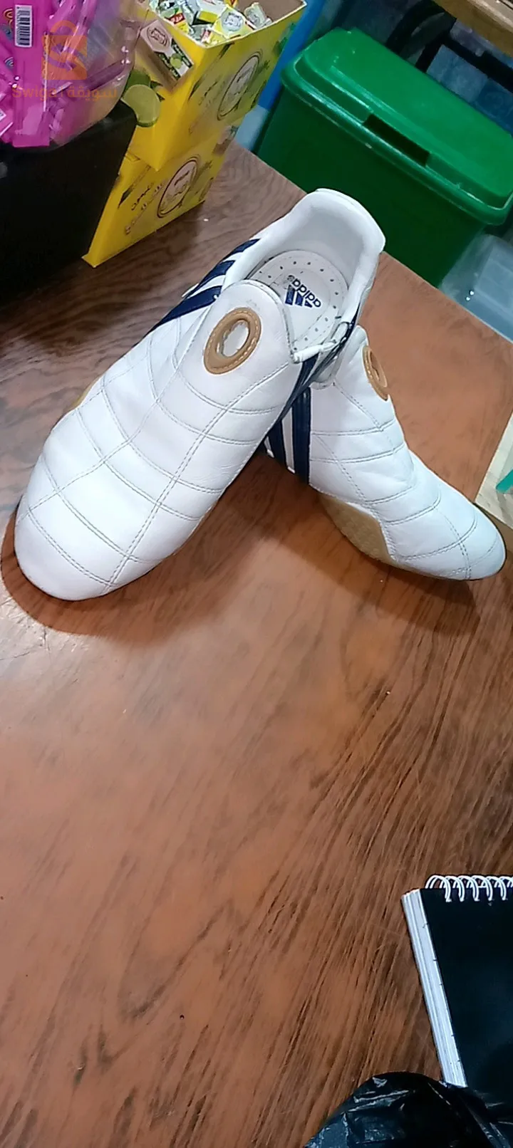 حذاء رياضي