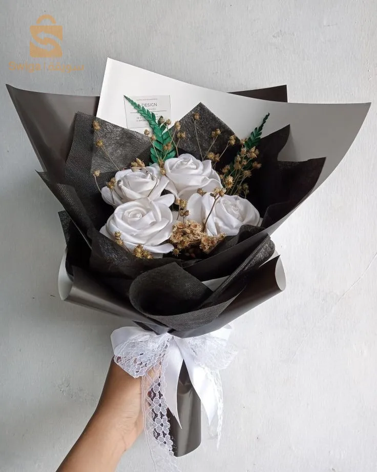 bouquet de fleurs en ruban