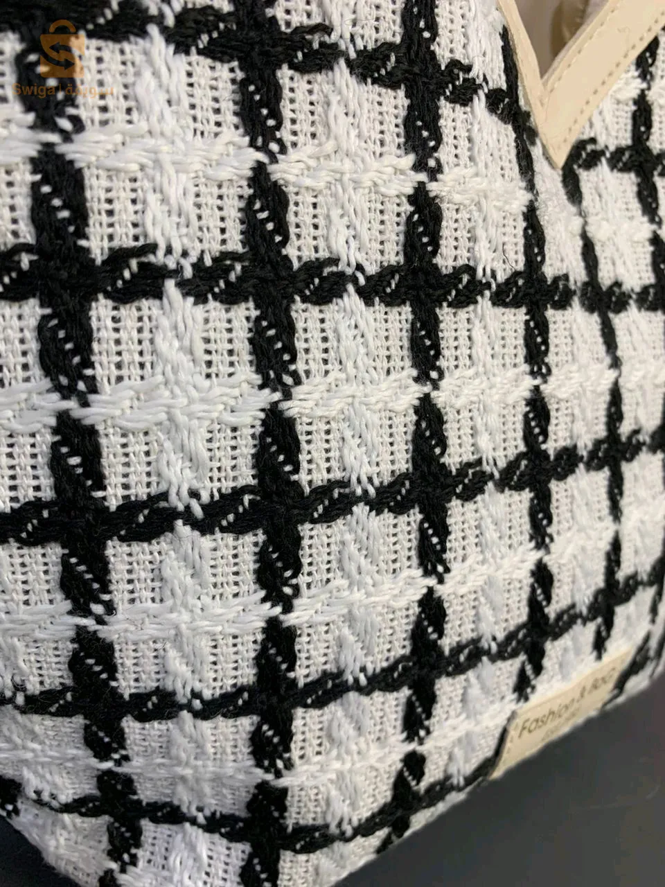 حقيبة يد نسائية