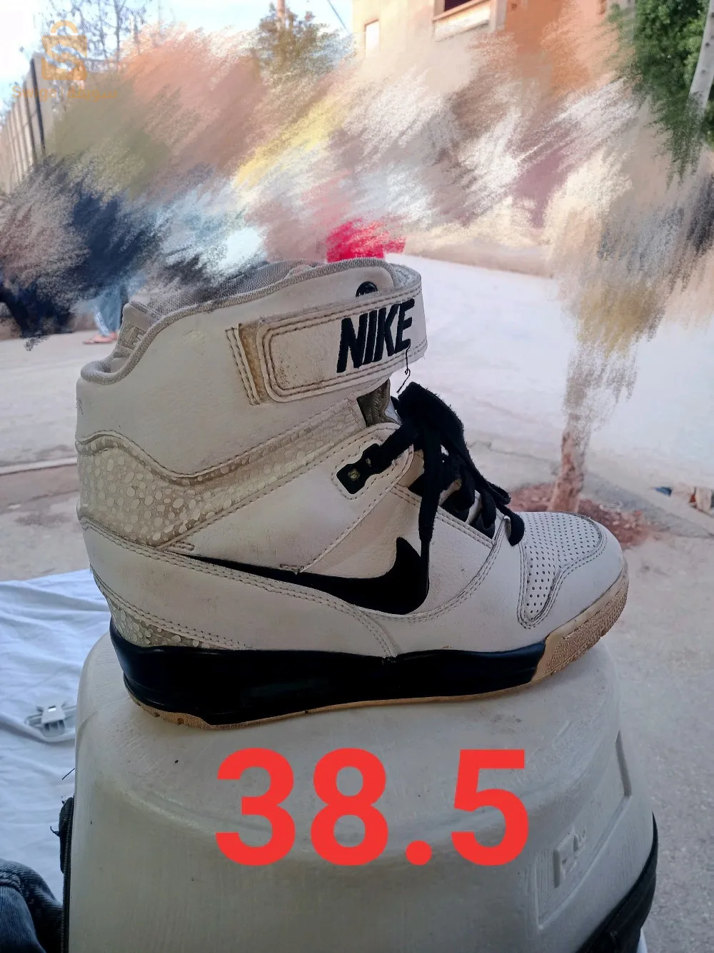 معاطف جميلة جدا والسعر فالمتناول