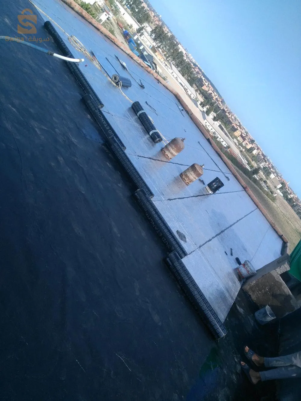 تغليف جميع انواع اسطح المنازل مرحبا بالجميع خبرة 13 سنة في ميدان العزل