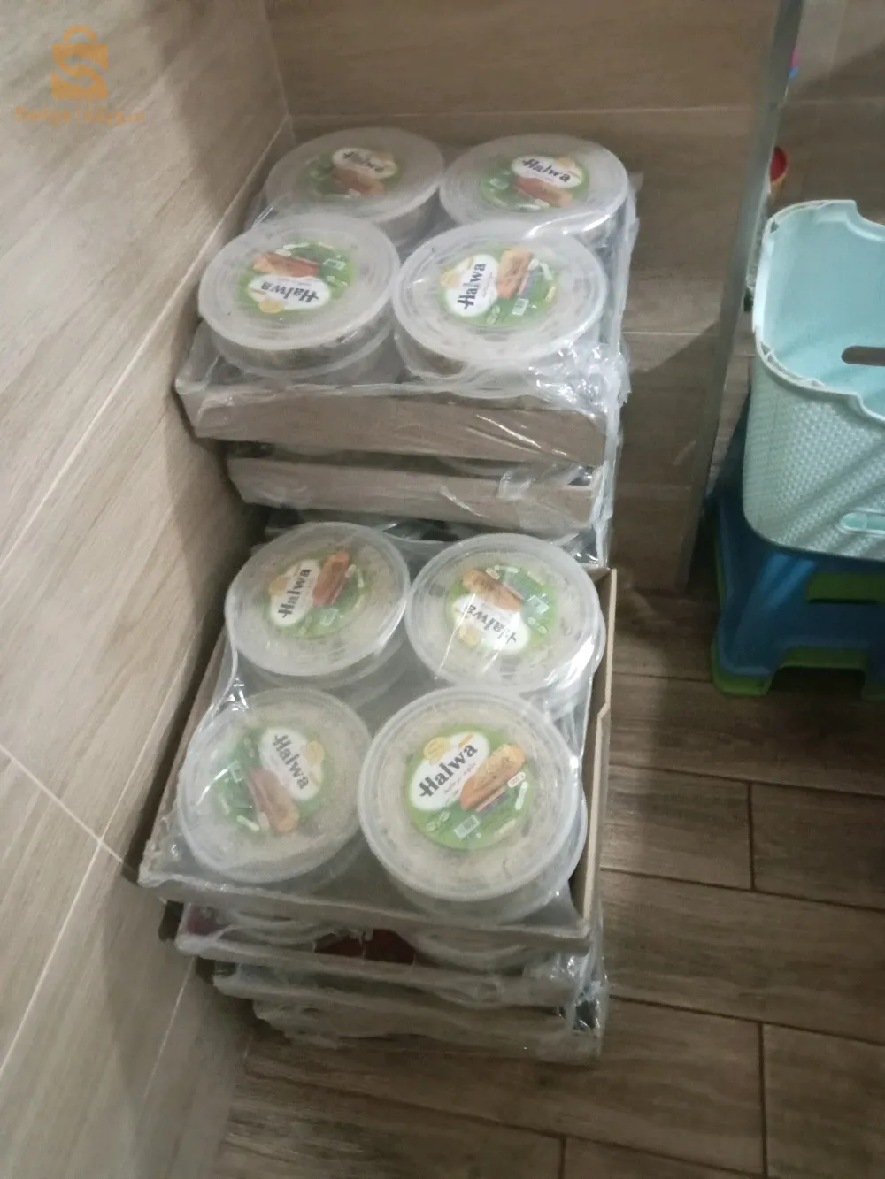 بنينة و طرية فيها لوز و لبيستاش