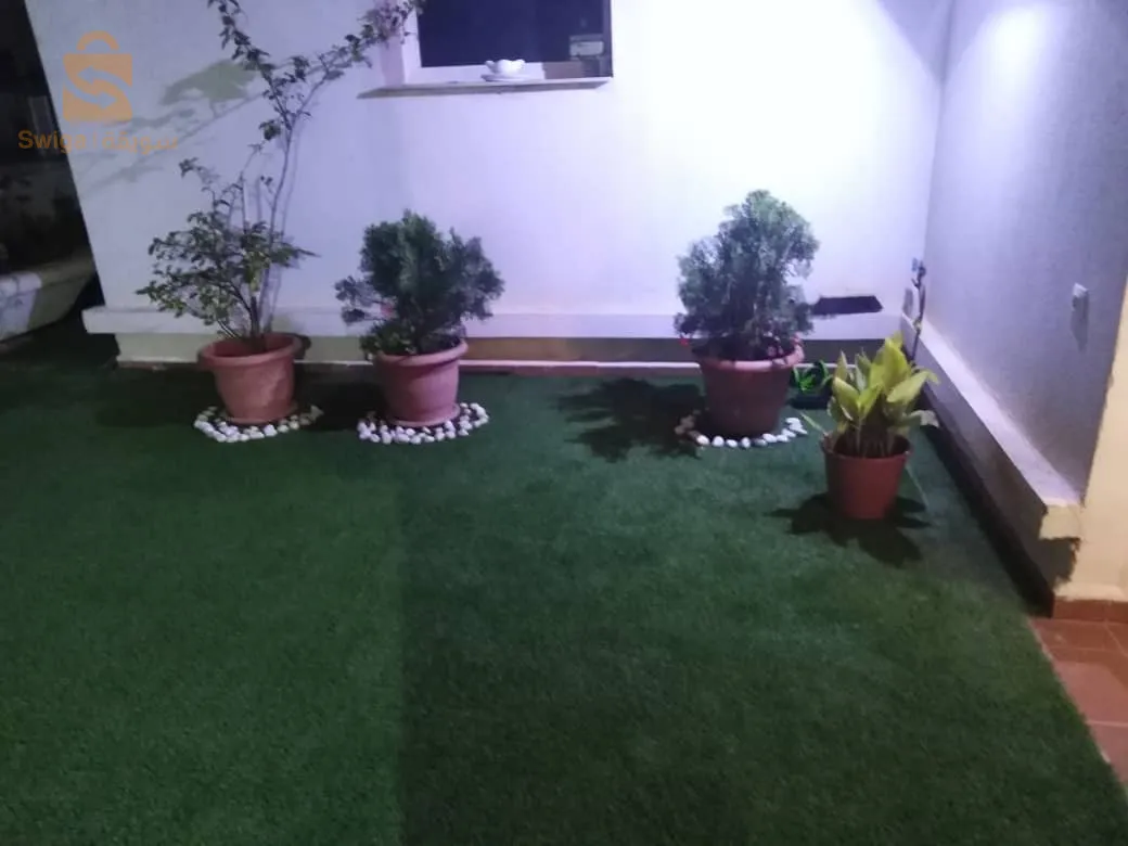 loue magnifique triplex possibilité de louer par. mois minimum 02 mois