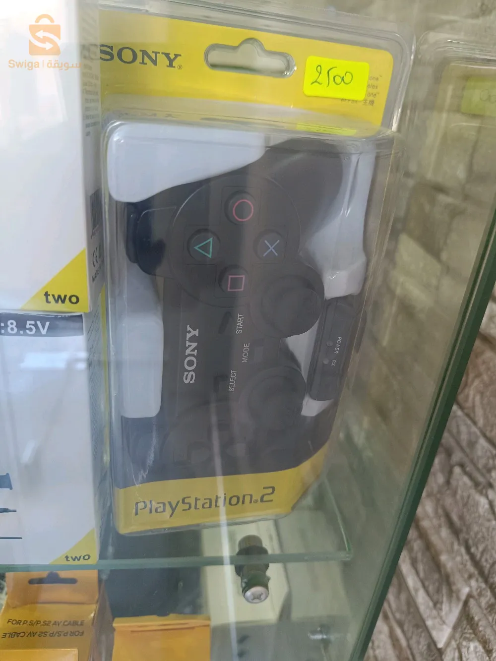 Manettes , chargeur et accessoires pour consoles de jeux Playstation pc Nintendo et xbox