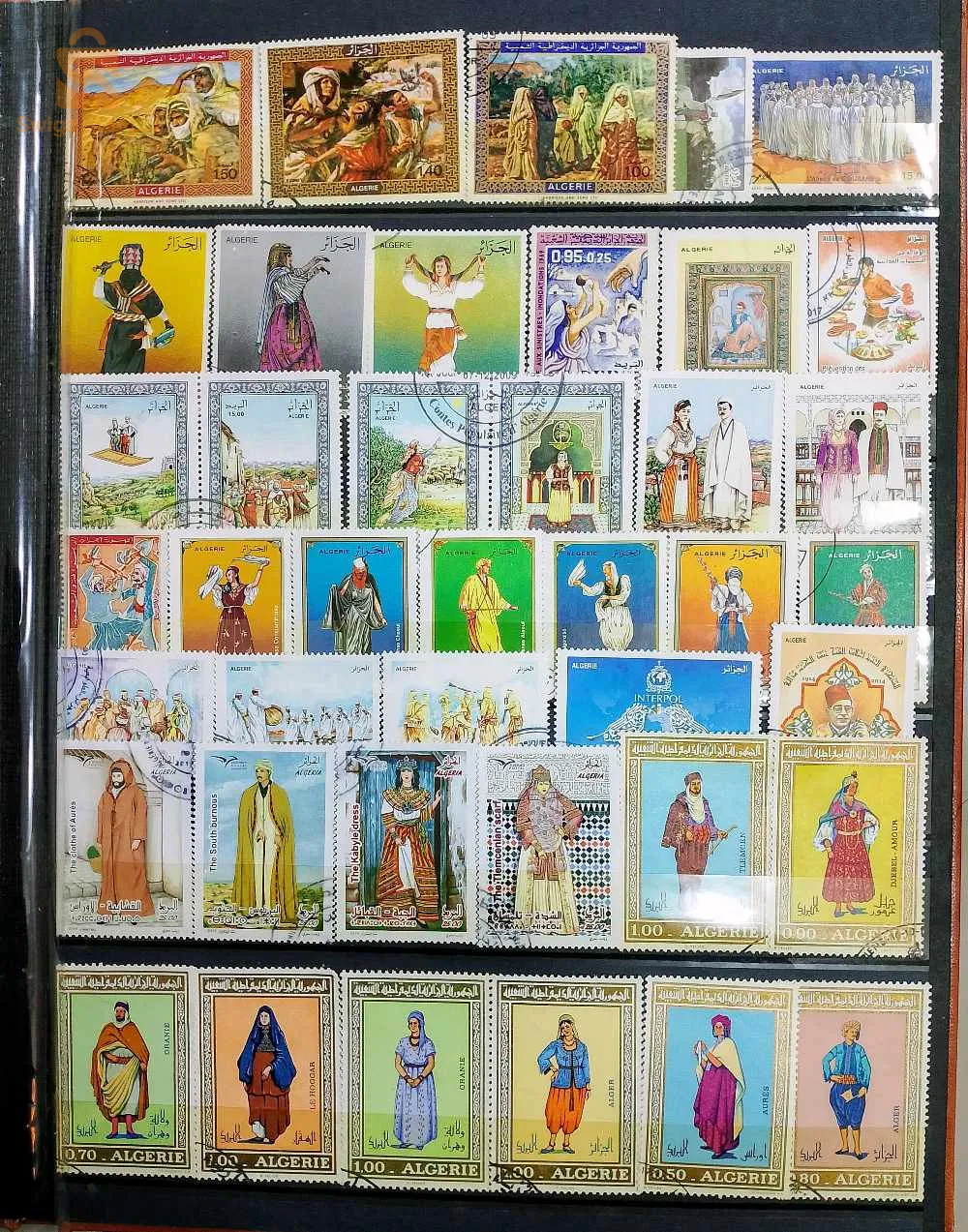 album de timbres d'Algérie