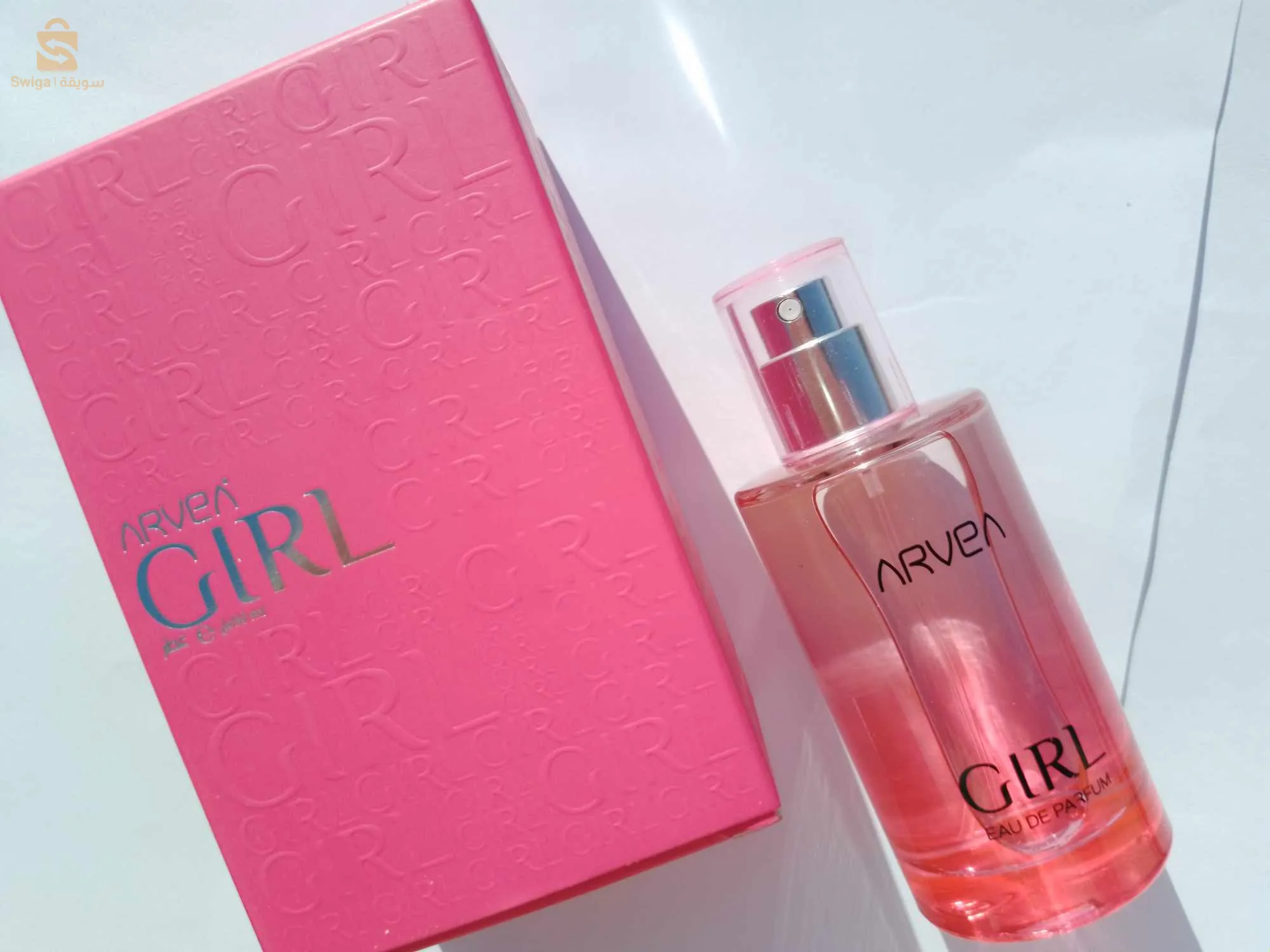 عطور نسائية منعشة و خالية من الكحول