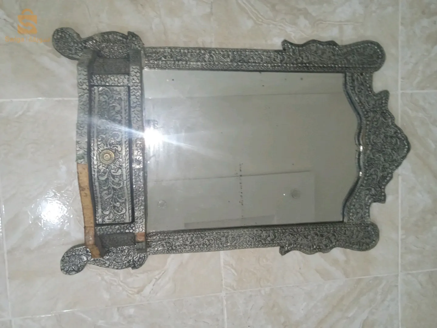 مرايا زجاج