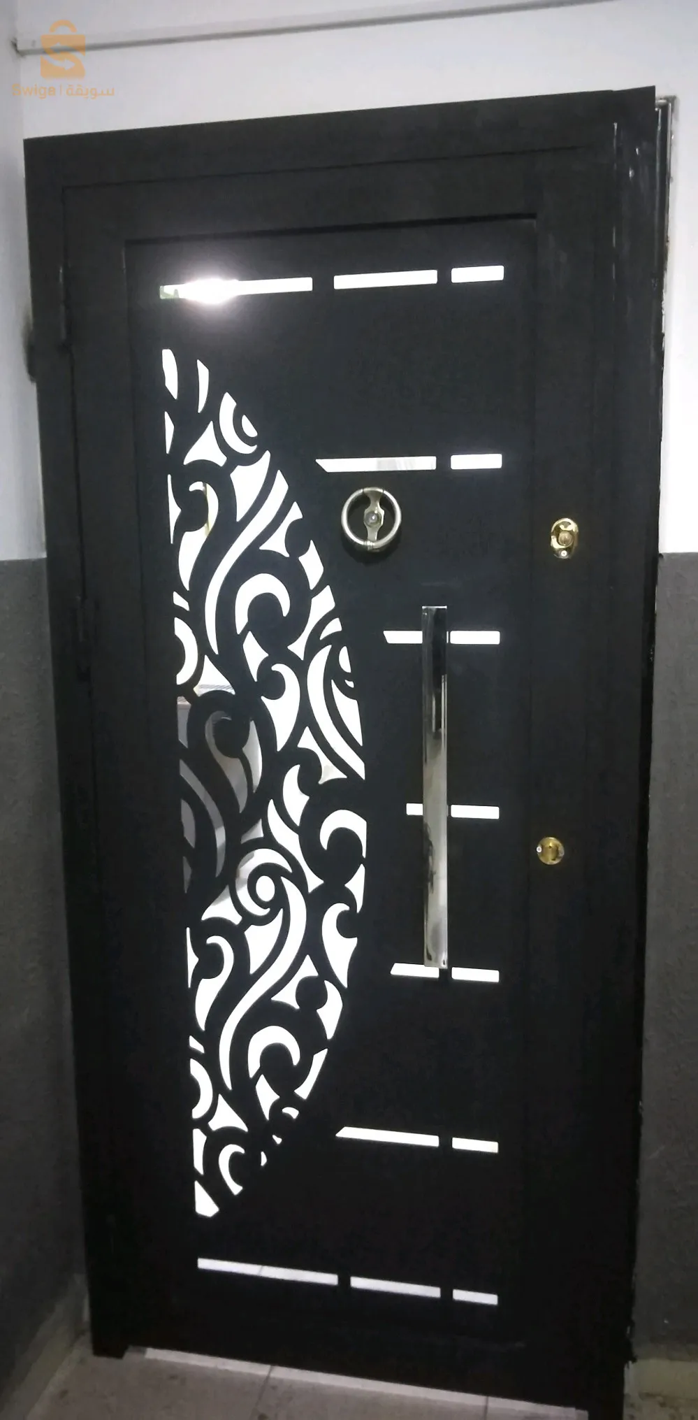 أبواب وشبابيك حديدية حسب الطلب