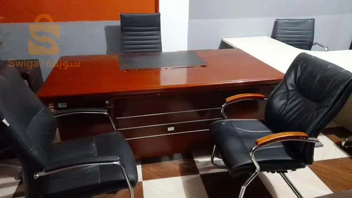 bureau et chaise