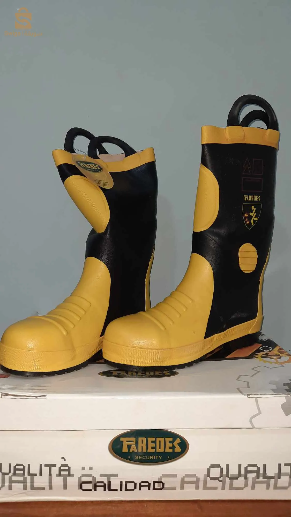 حذاء العمل و الحماية المضاد و المقاوم من الكهرباء و النار