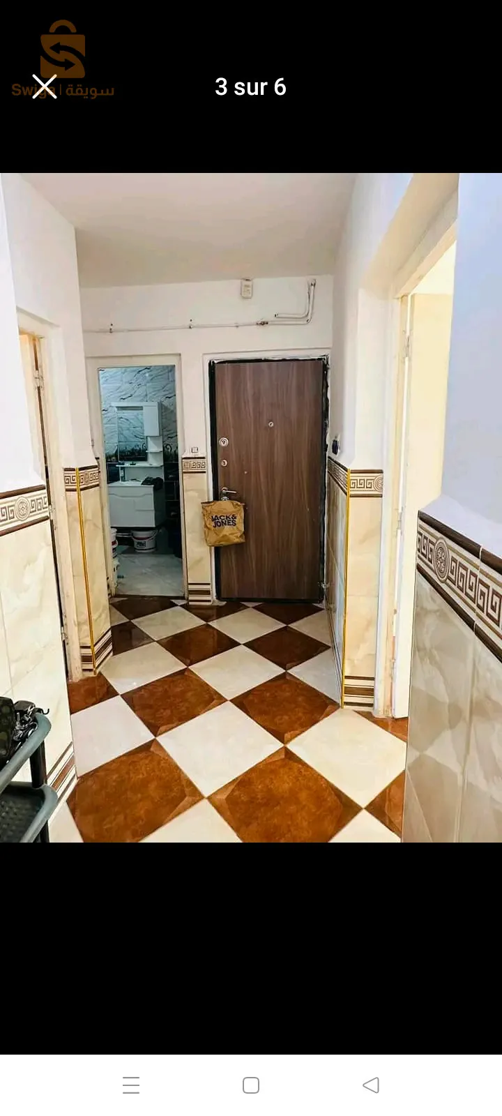 شقة من ثلاث غرف في عين النعجة القديمة حي جديد و ٱمن قريب من الطريق السريع و بئر خادم الدار مخدومة مليح و بجميع الوثائق