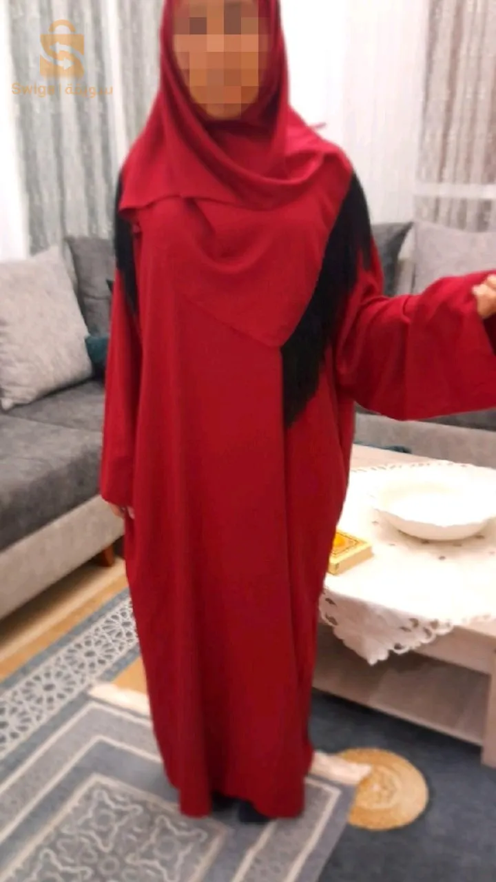 طقم صلاة طويل وعريض