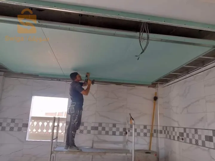 تركيب جميع الديكوراة بلافو بلاستيك بلاكو بلاتر بديل الخشب لوندوي بنتورة كل مايخص تهيئة المنزل