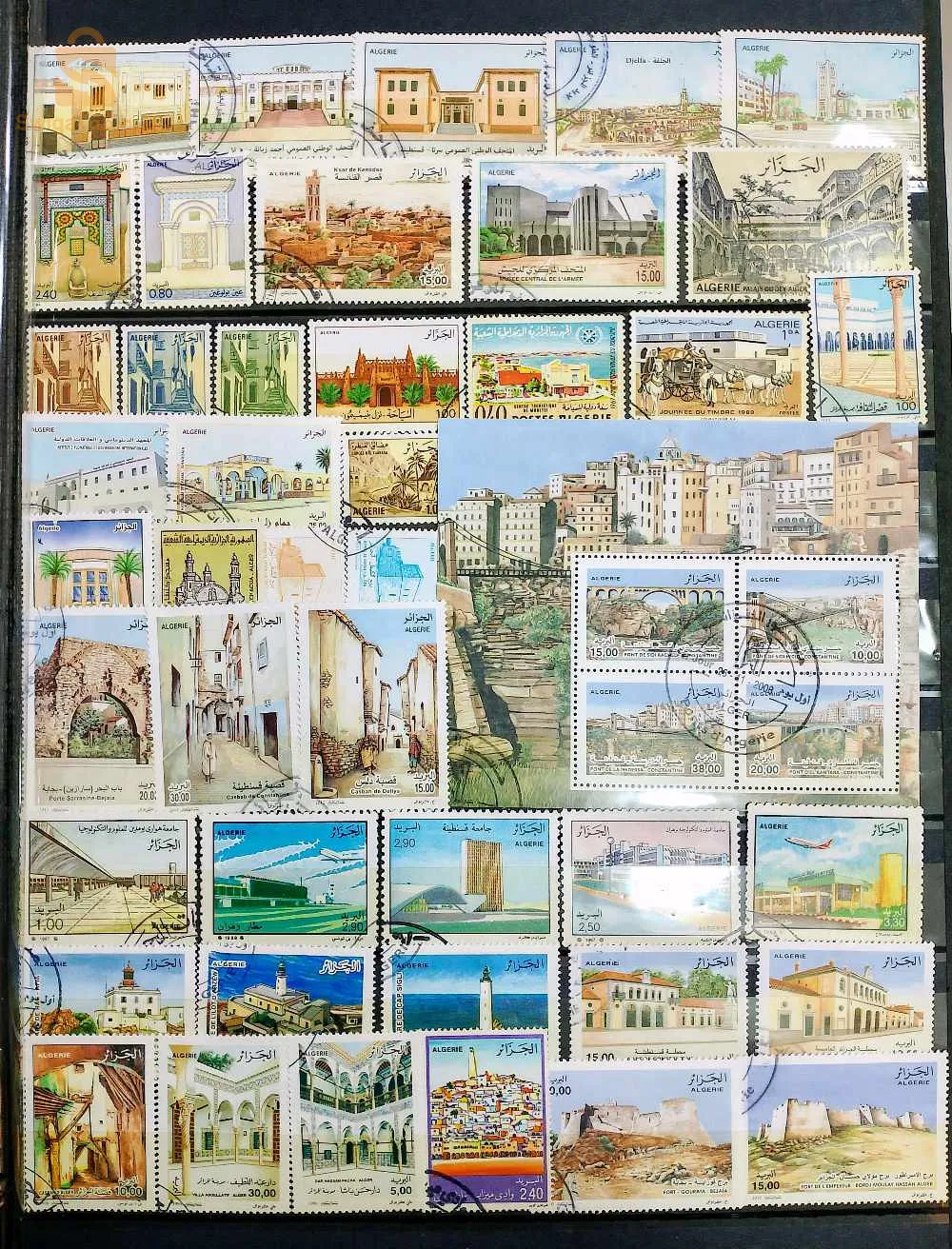 album de timbres d'Algérie