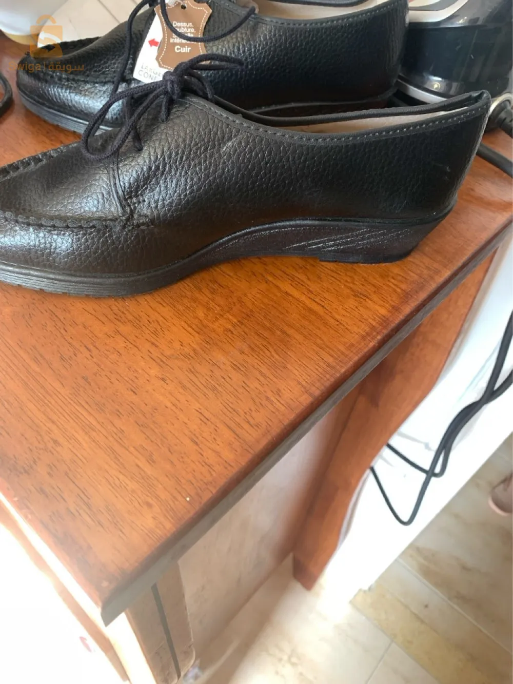 CHAUSSURES FEMMES CUIR VERITABLE IMPORTATION POINTURE 37 Seulement