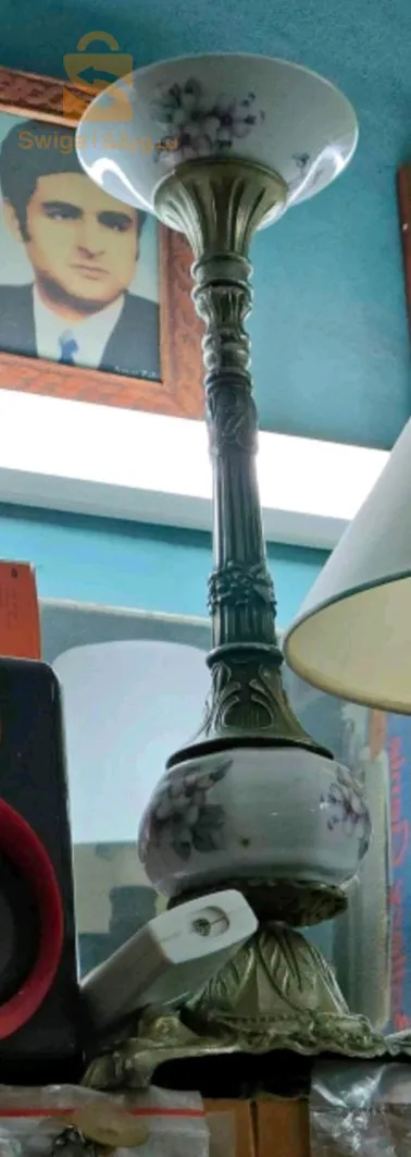 ابجورة + شمعدان