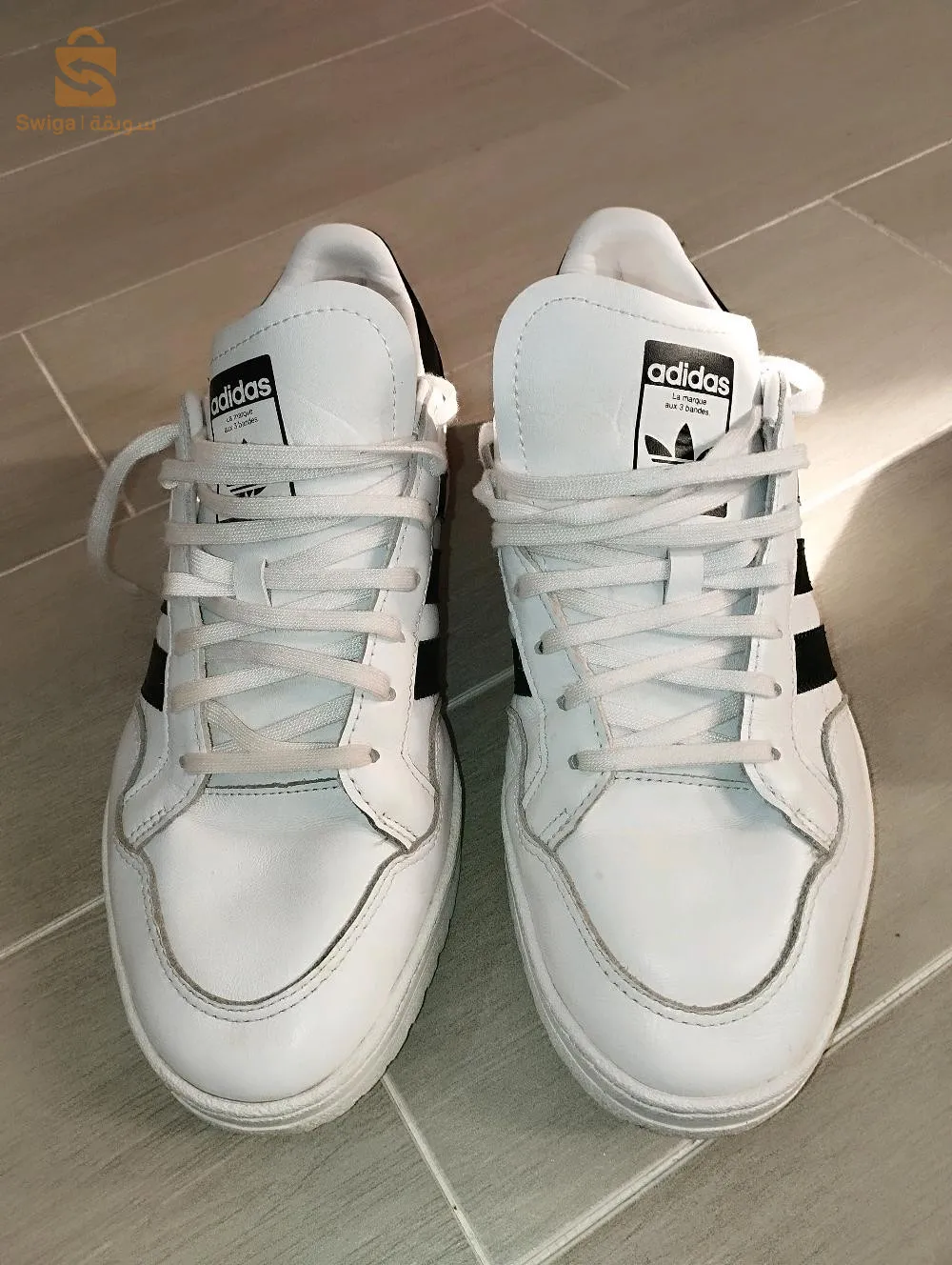 Adidas حذاء