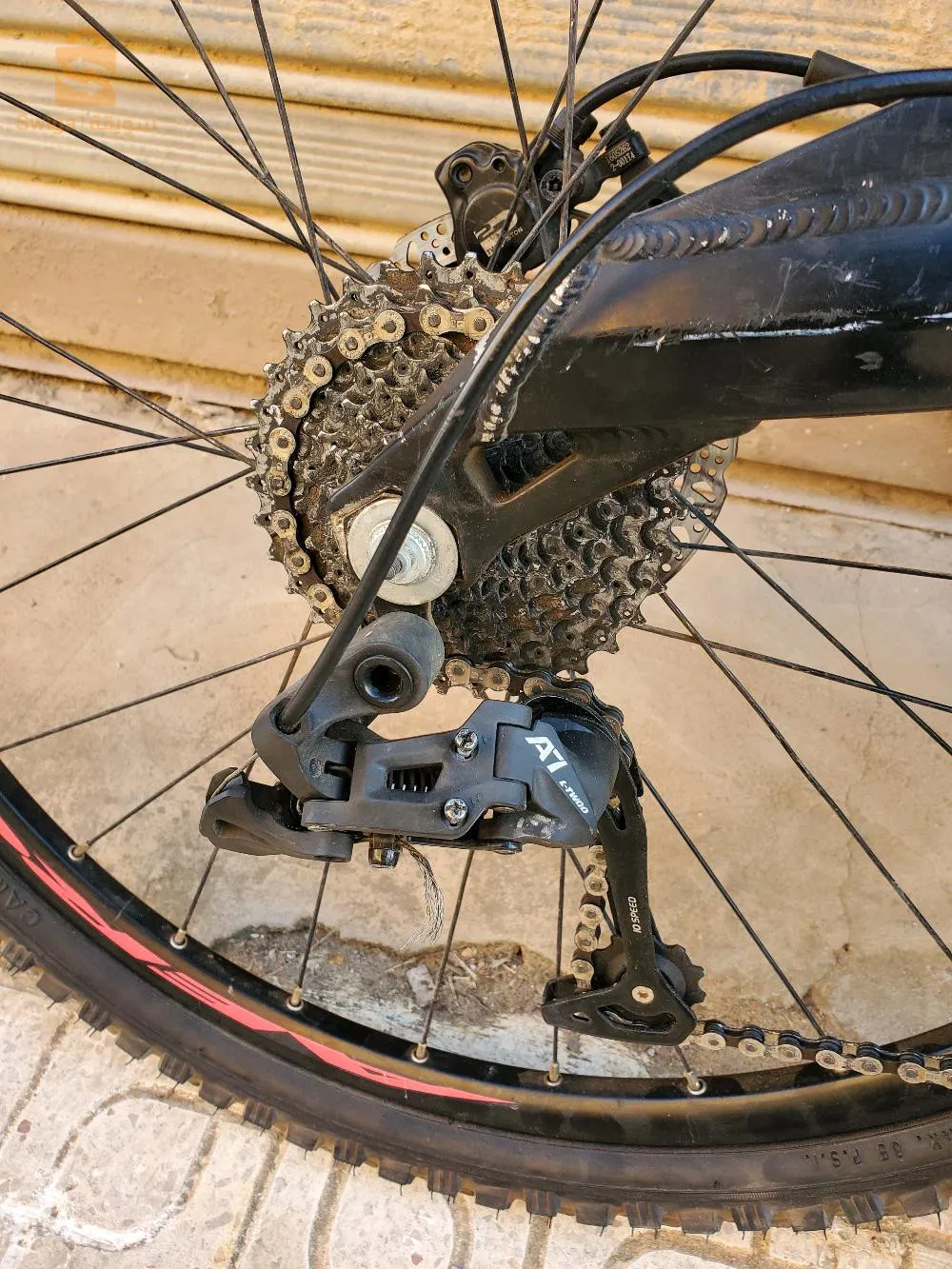 B'twin Rockrider 520s