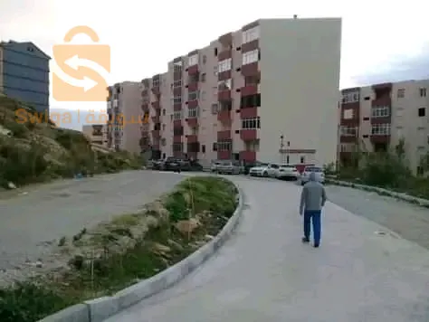 للبيع او تبادل ف3 سيدي عيسى كوبا3 عنابة فني شوفاج سونترال ملك مع الزيادة طبعا