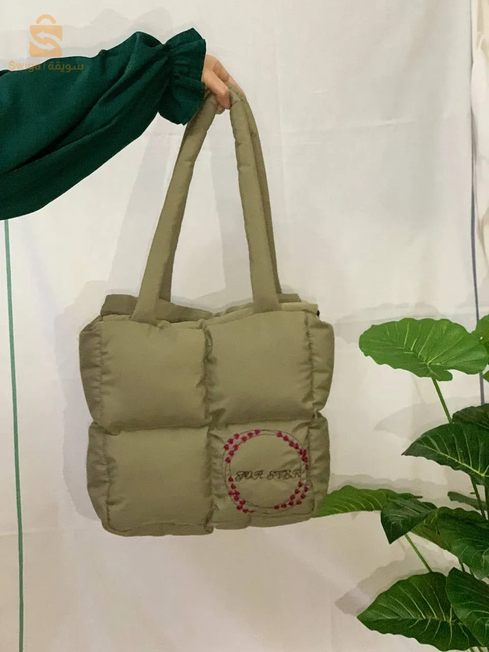 حقيبة نسائية مضادة للماء