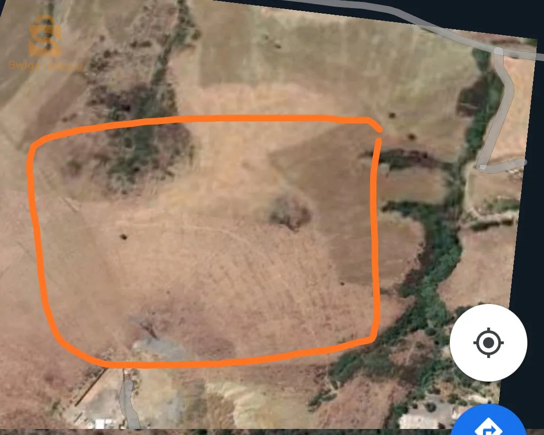 قرية التل الاحمر بلدية العجيبة البويرة