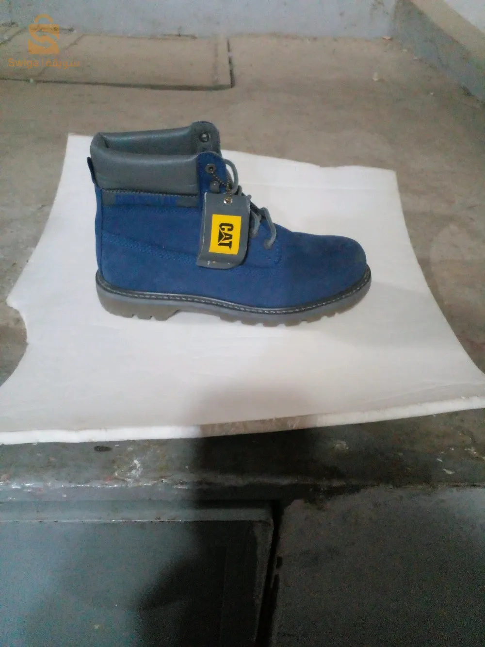 boots Caterpillar Bleu