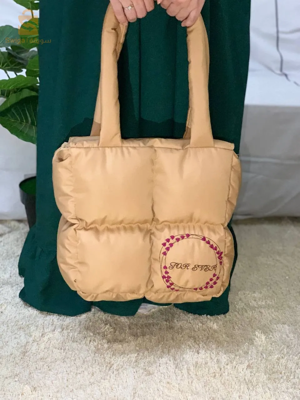 حقيبة نسائية مضادة للماء