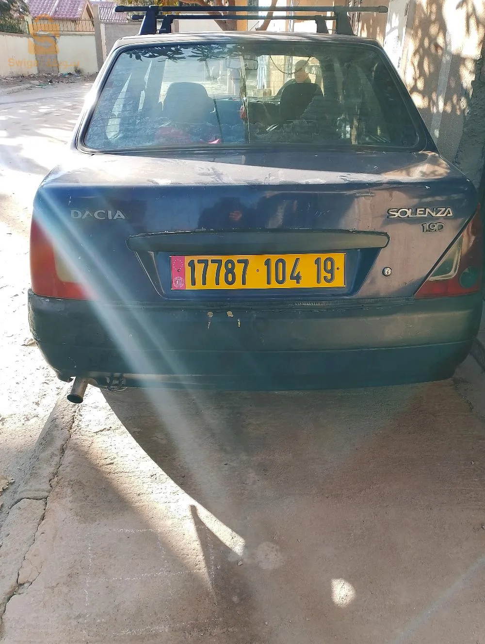 سيارة dacia solenza