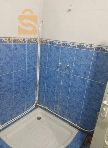 سباك لإصلاح المشاكل الصغيرة و المتوسطة