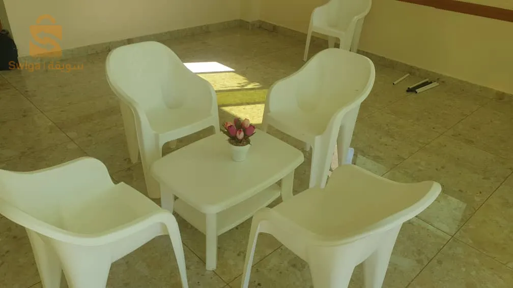 طقم بلاستيك