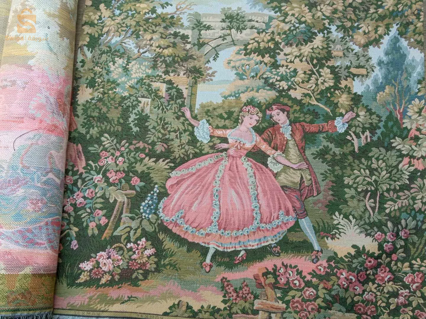 tapisserie ancienne neuves .3 motifs de 70cmsur 70cm.2500da l'unité