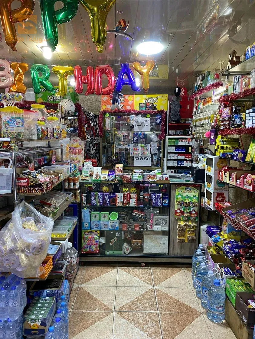 kiosque multi service à vendre à ighil ouazoug bejaia