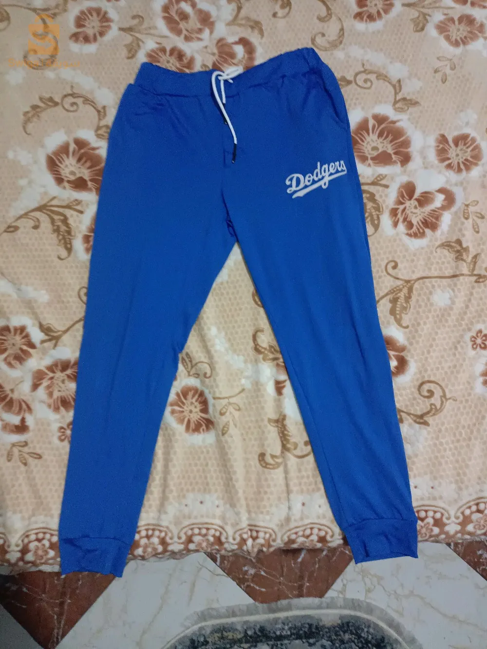 survêtement DODGERS machi mlboussa jdida come neuf