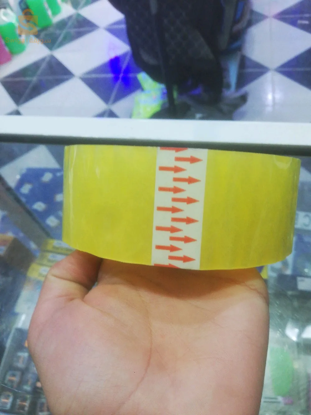 شريط لاسق متوفر حاليا بكمية كبيرة