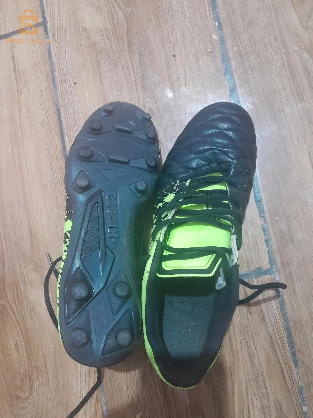 حذاء رياضي( ديكاطلون)في حالة جيدة