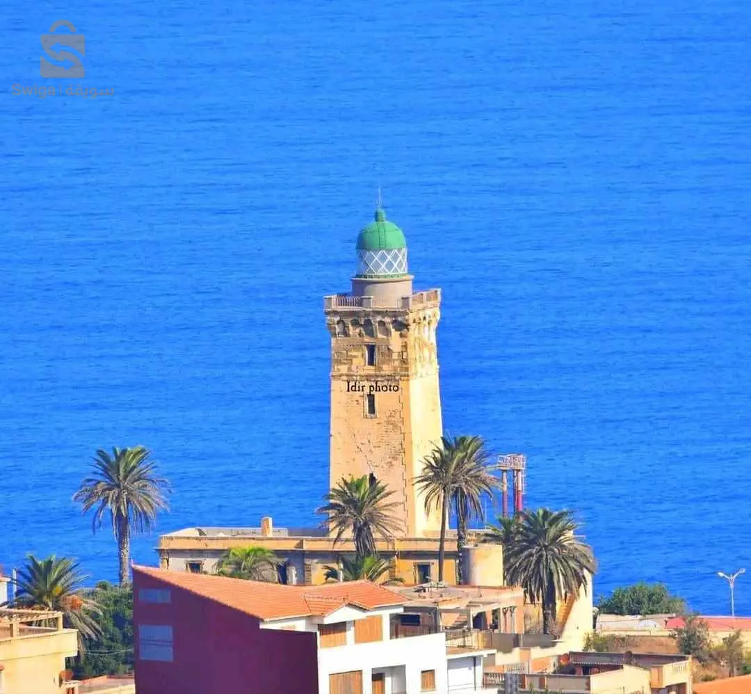 بيع شقة ف3 فيني بالطابق الثاني ب دلس ولاية بومرداس 
0555754322