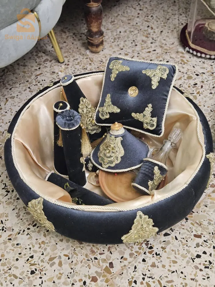 للبيع