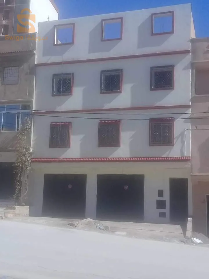 منزل للبيع في تلمسان اوجليدة طلعة تع كندور منطقة تجارية