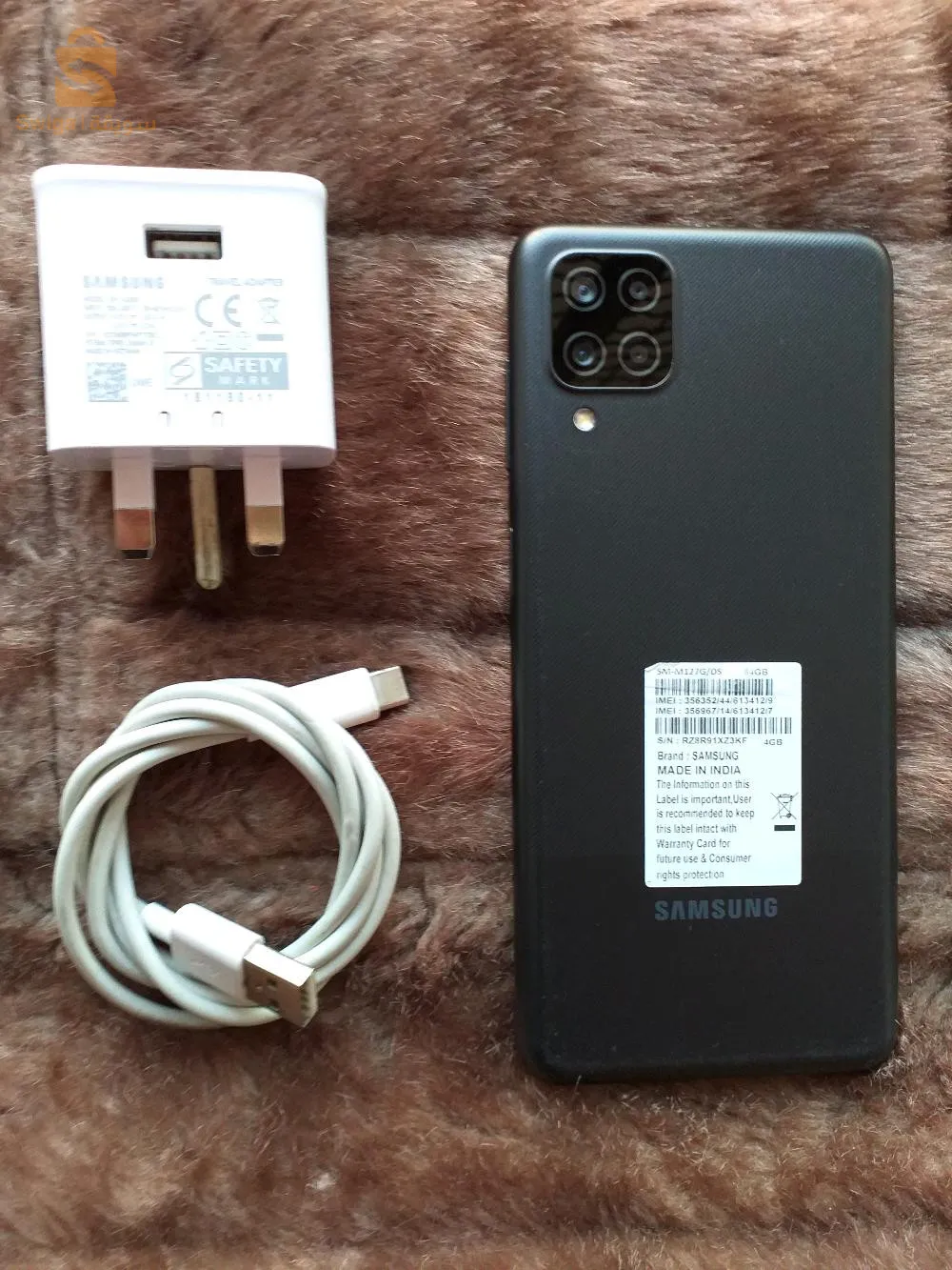 Samsung M12