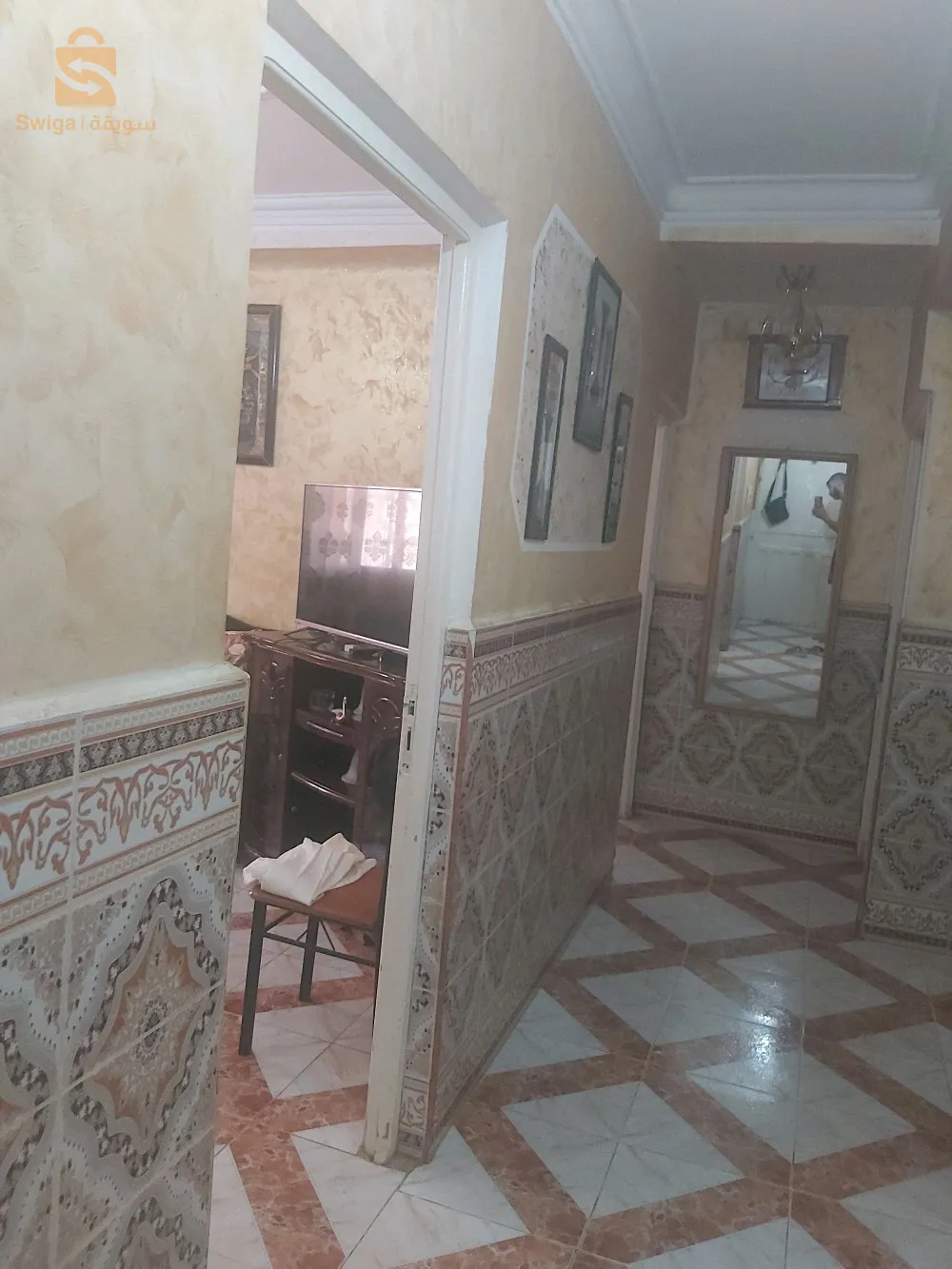 an appartement f3 72 m² near from the primary school 100 m² and high school and secendary school placed in a perfect area of rich people and properties