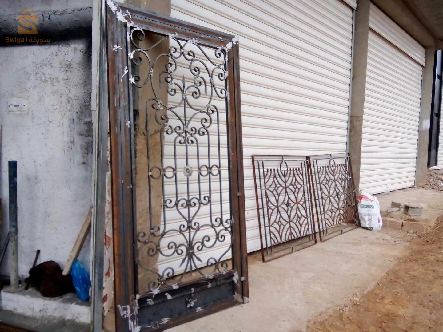 حدادة فنية عصرية وتغليف واجهات المحلات