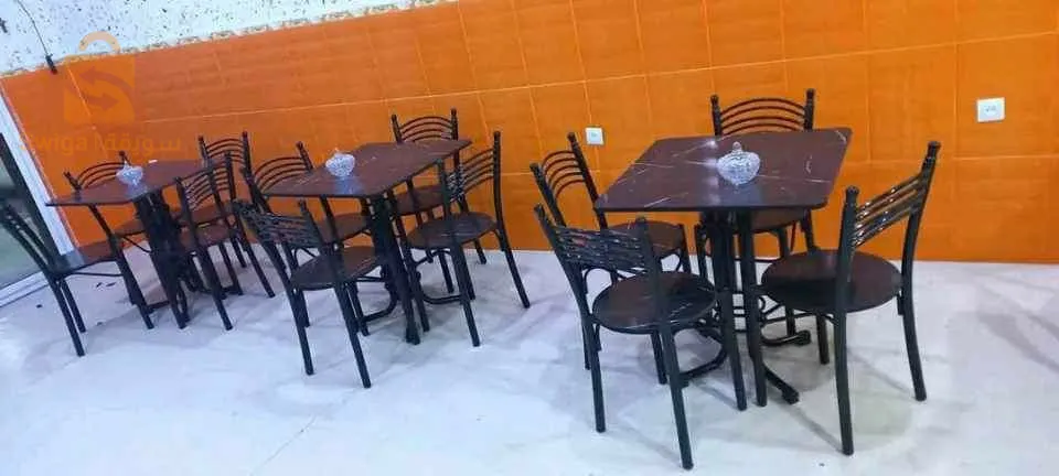 طاولات للمقاهي